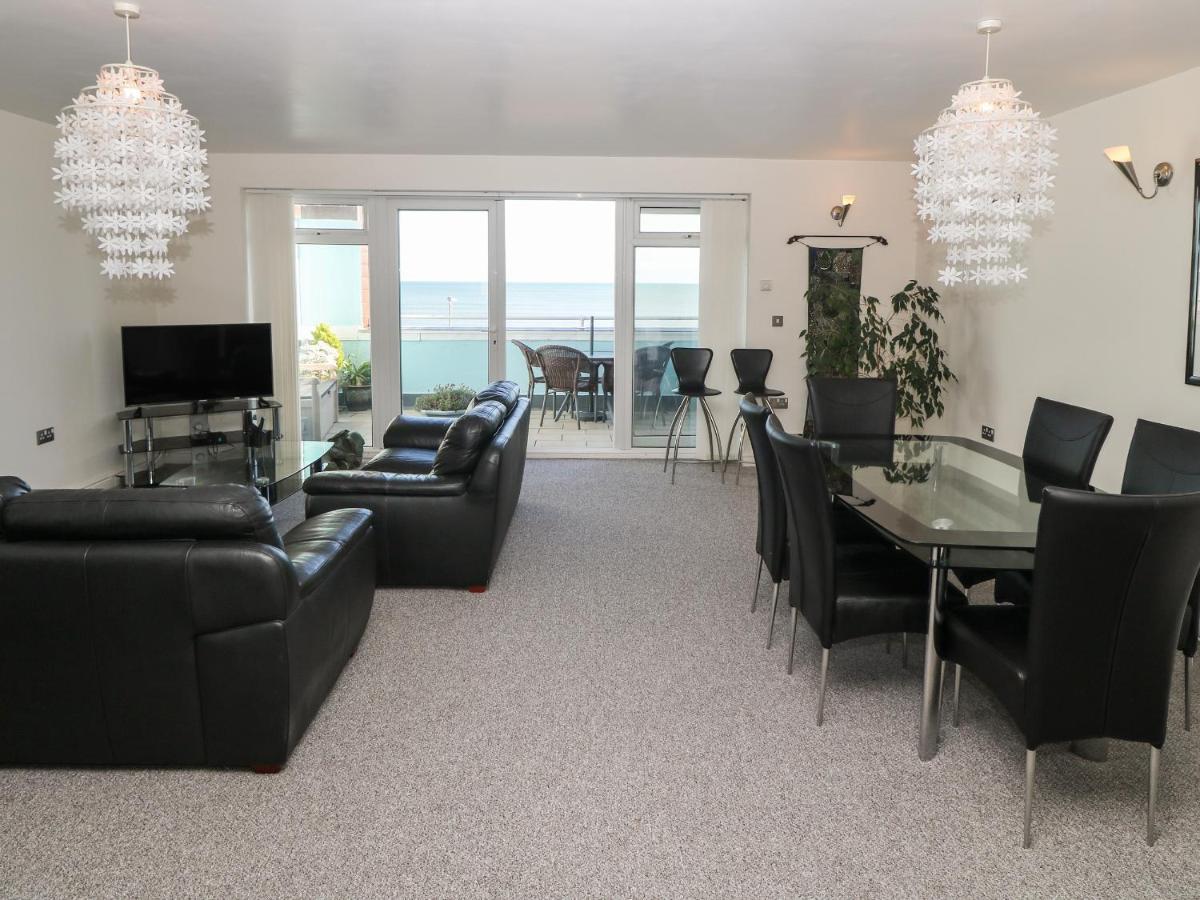 Sea View Apartment Pwllheli Exterior foto