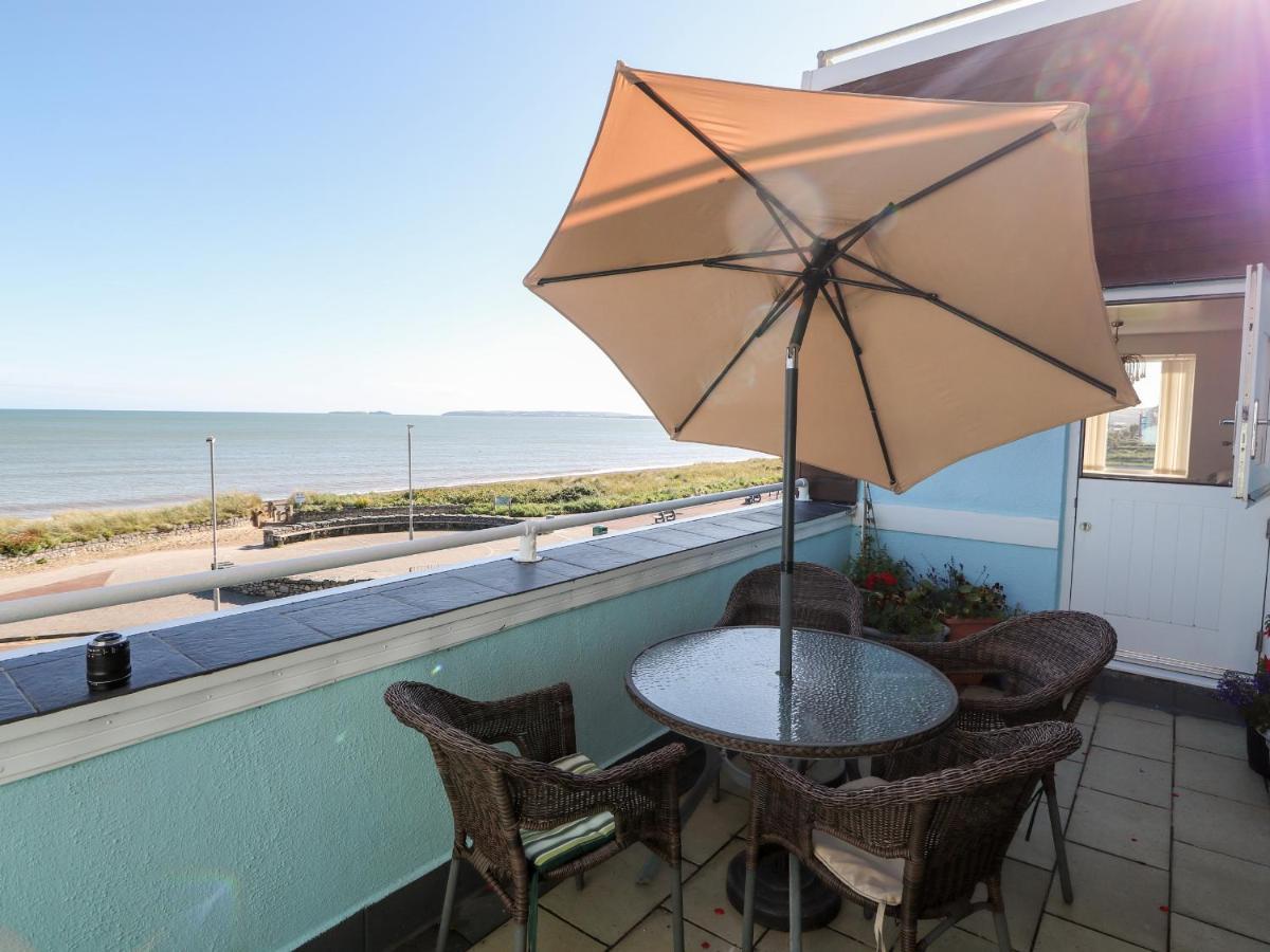 Sea View Apartment Pwllheli Exterior foto